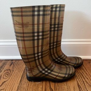 Burberry rain boots